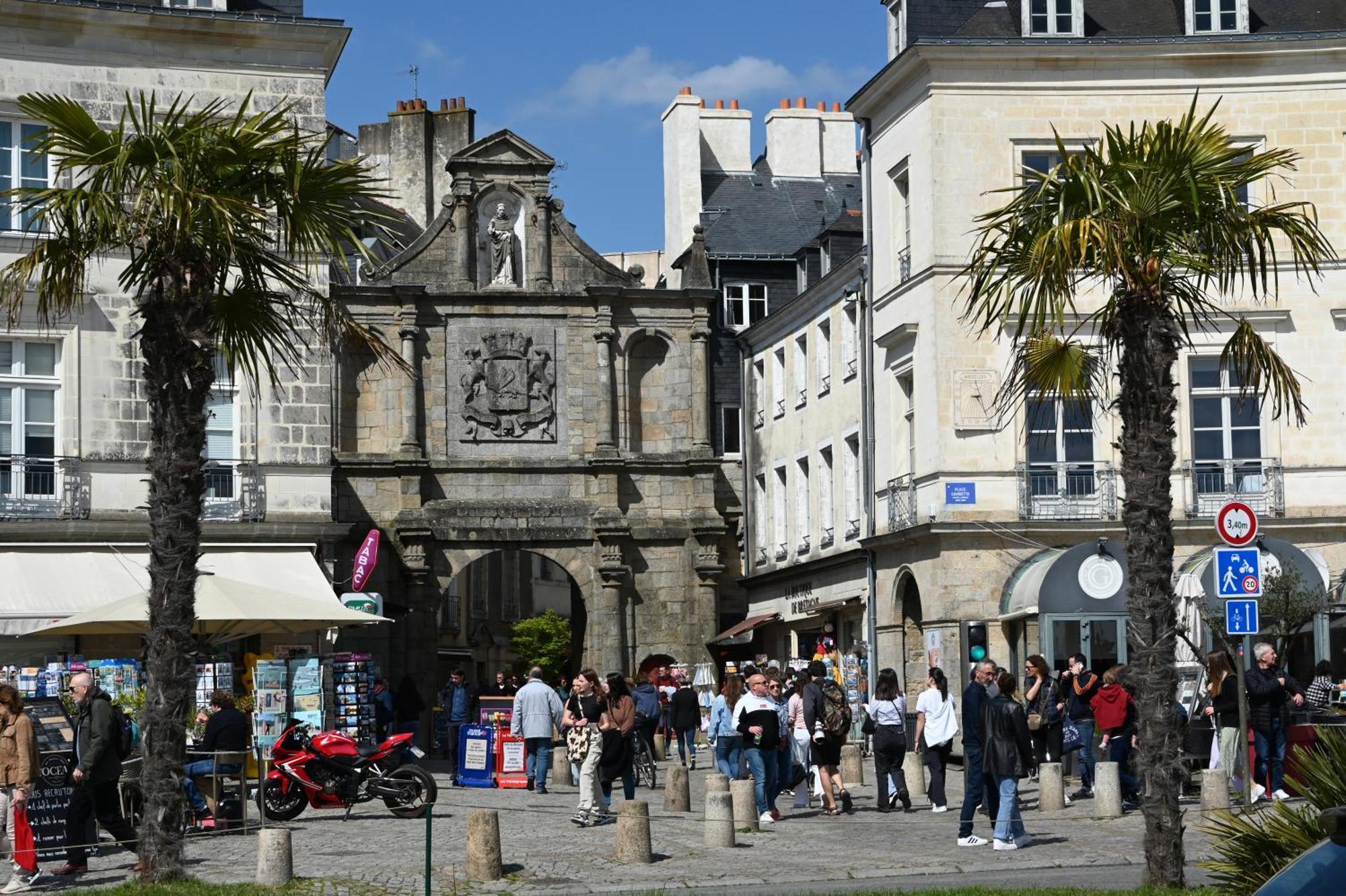 Avec Terrasse A De
