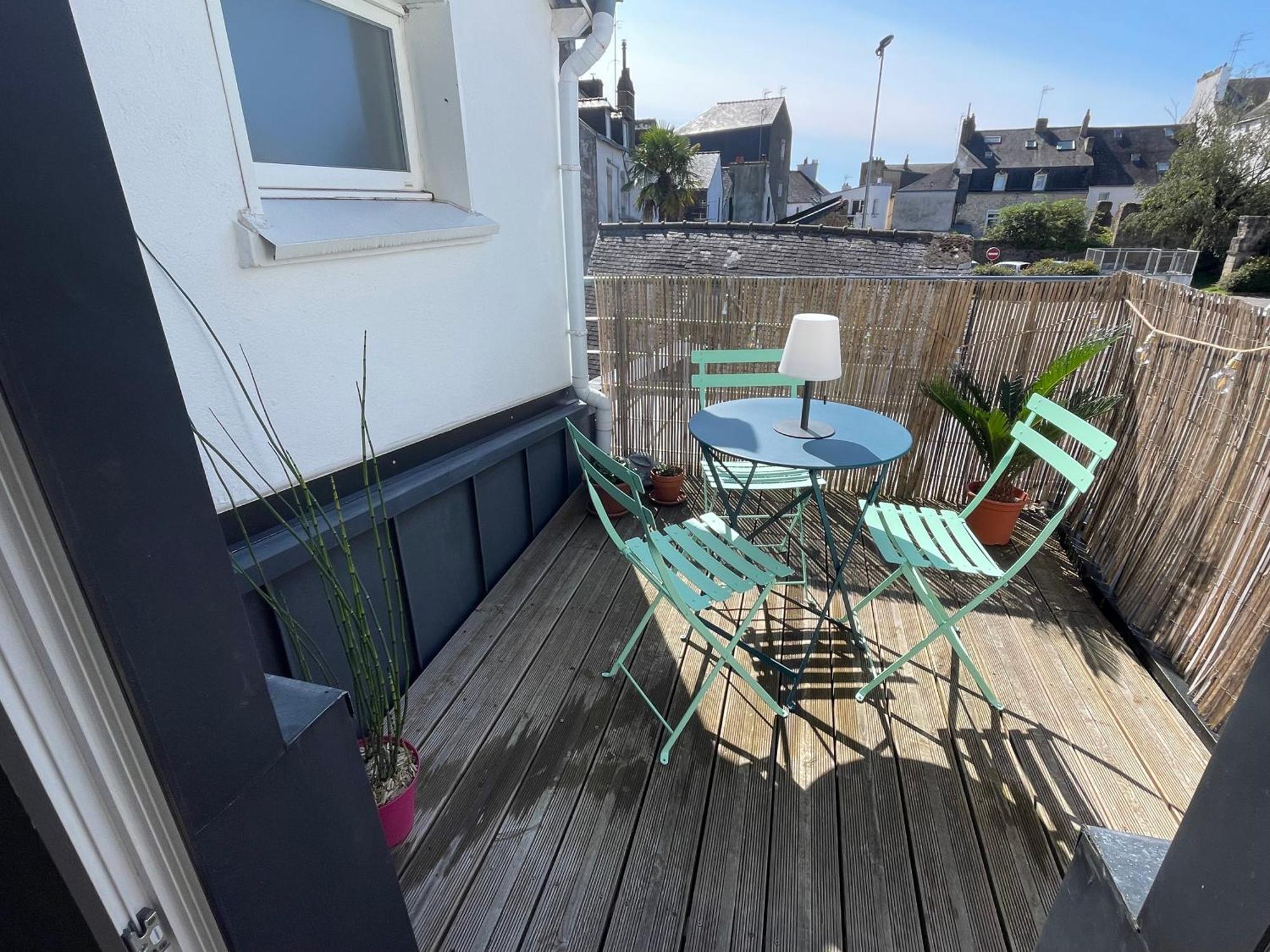 Avec Terrasse A De
